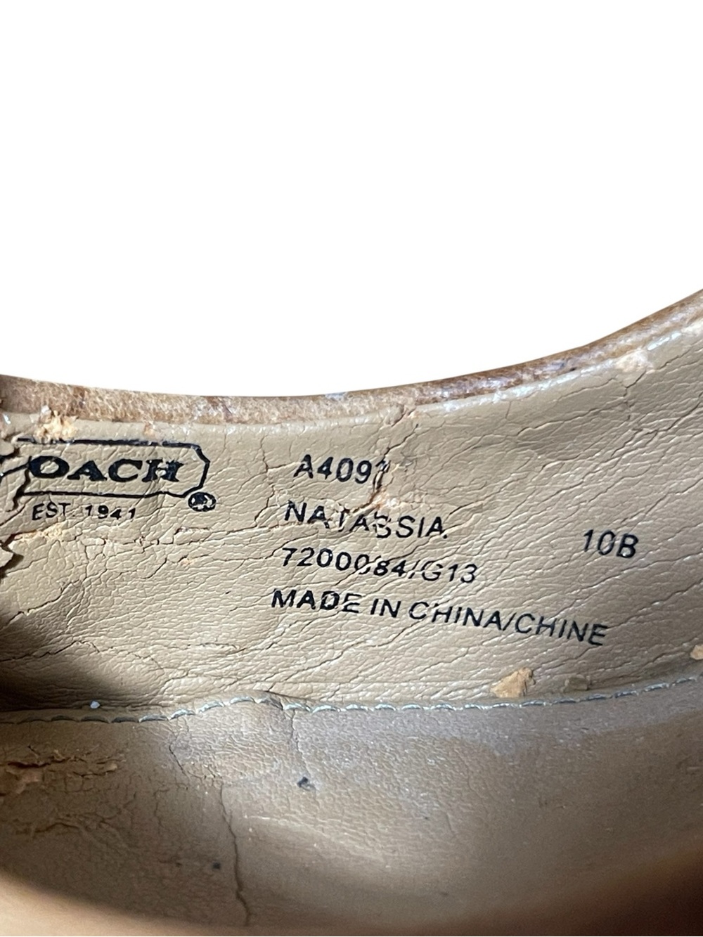 Coach Nataasha Signature Monogram Heels Tan Leather Pumps Size 10B Classic Work - Picture 12 of 12